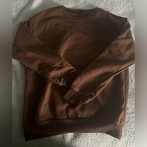 PLAIN BROWN CREW NECK